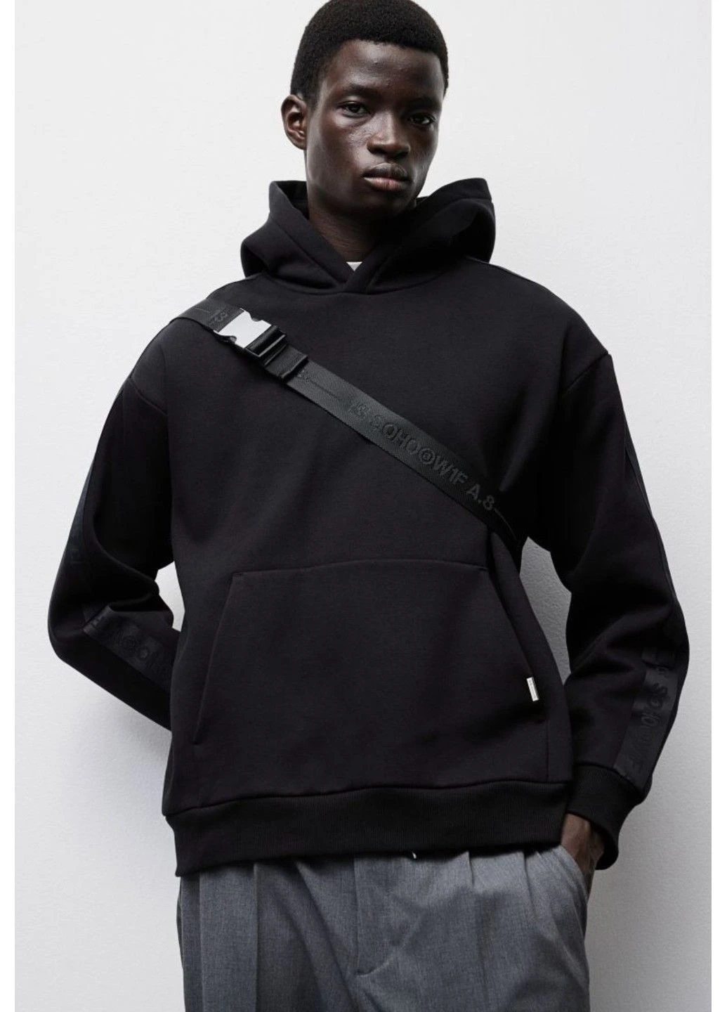 Черный мужские худи свободного кроя н&м (58039) s черное H&M (316324353)