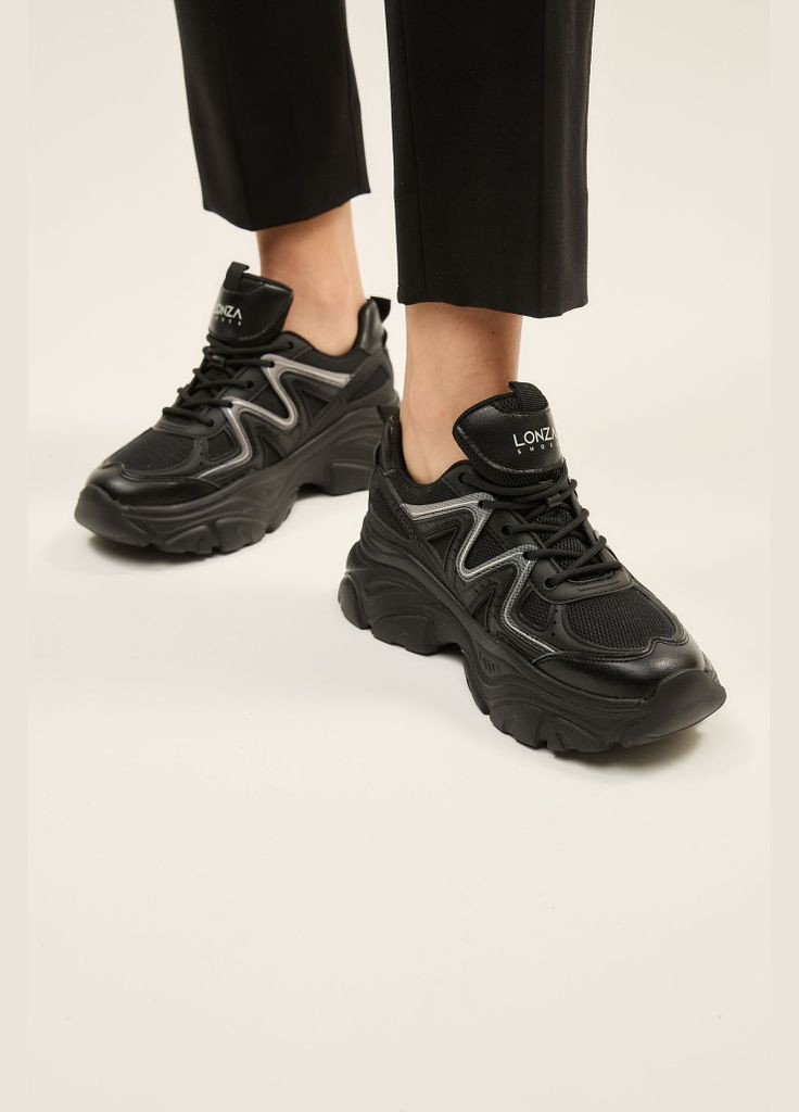 Черные демисезонные кроссовки 185035 Lonza