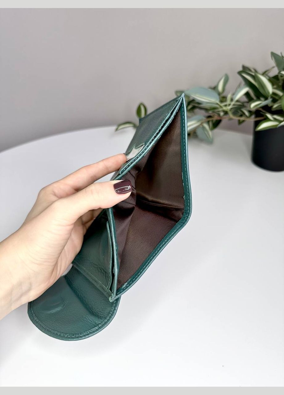 Жіночий шкіряний гаманець на магніті маленький Classic (315316915)