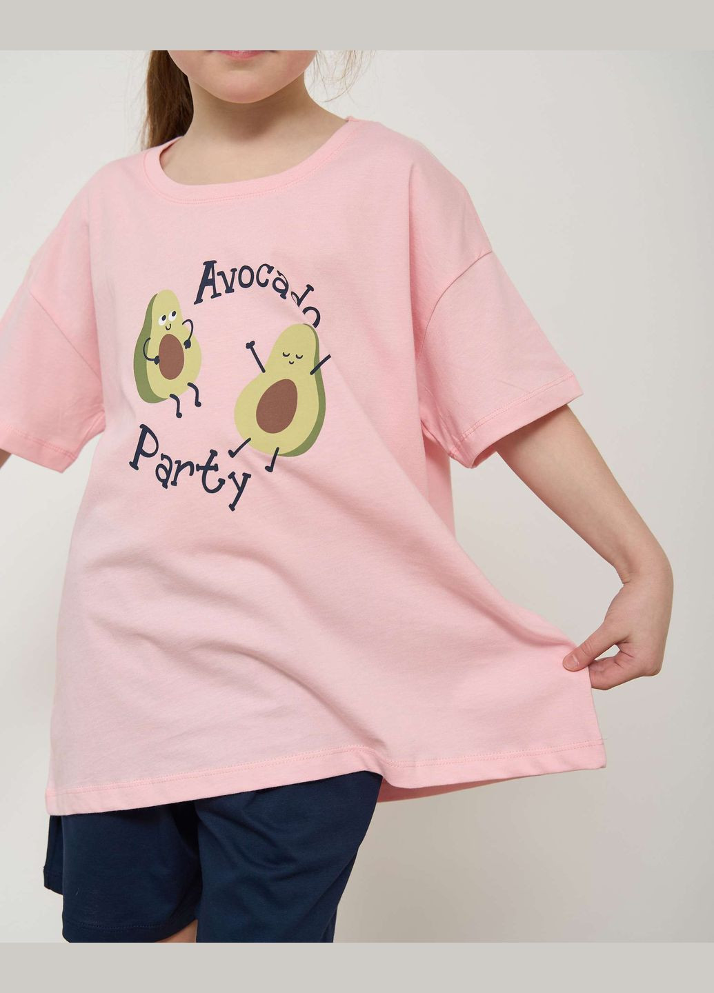 Персиковая комплект для девочки с шортами авокадо Ozkan