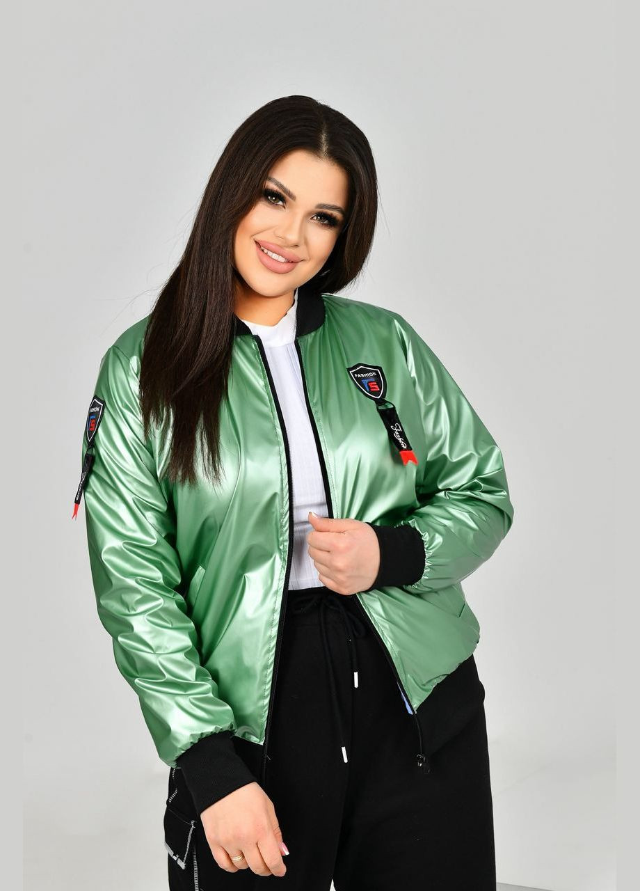 Зелена жіноча куртка колір лайм р.48/50 453430 New Trend