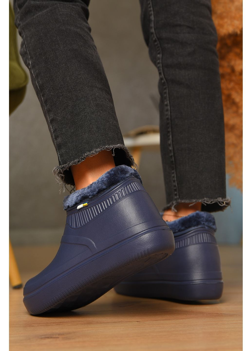 Калоші жіночі на хутрі синього кольору Let's Shop (362460803)