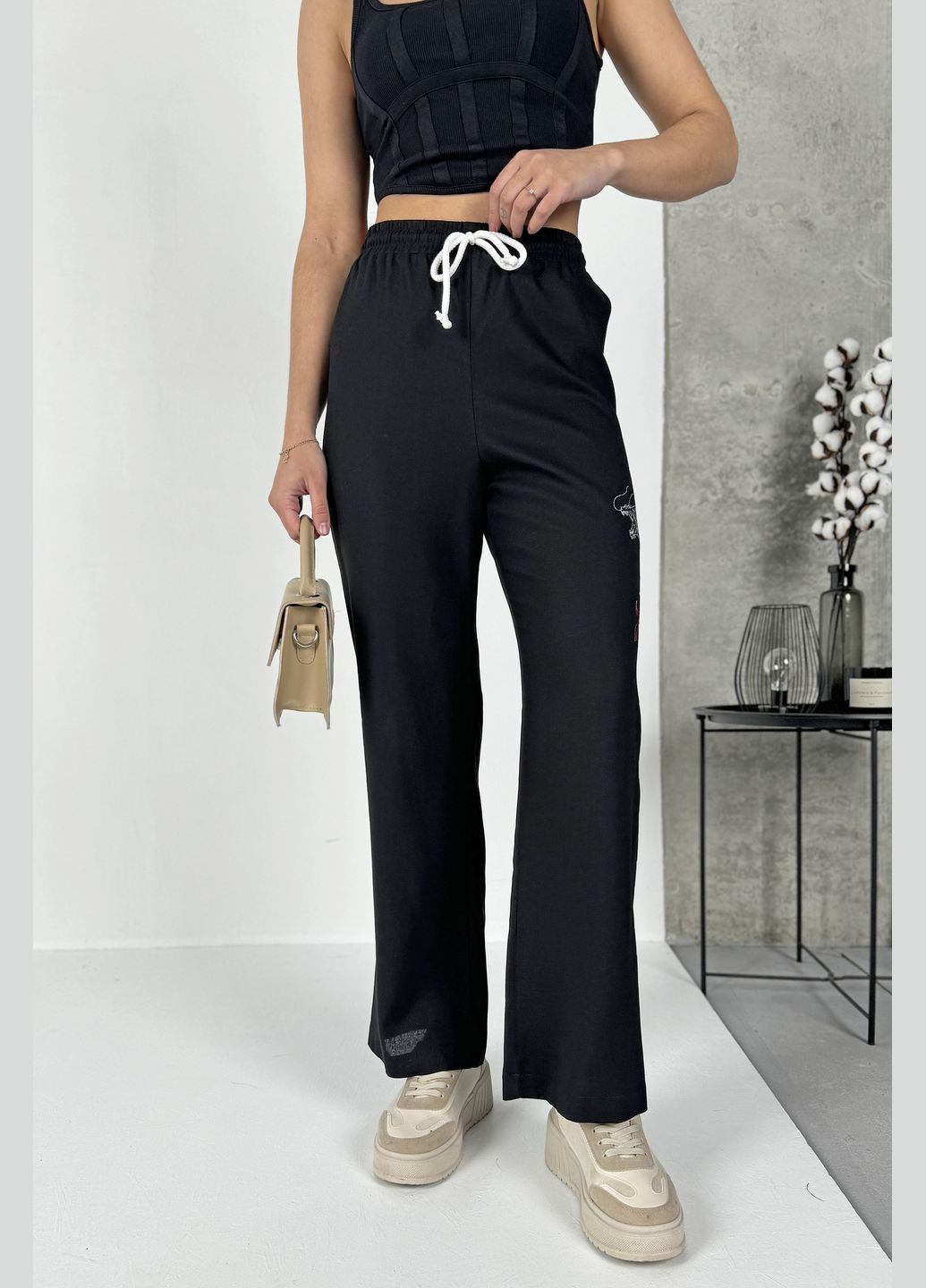 Жіночі модні повсякденні лляні довгі штани з яскравою вишивкою INNOE брюки (290665817)
