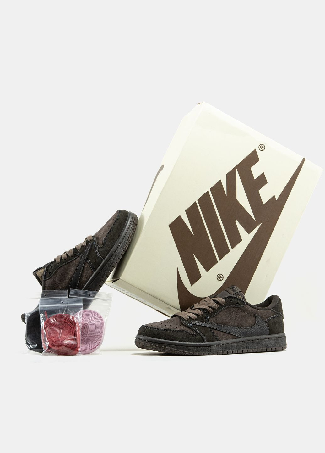 Коричневые демисезонные кроссовки мужские и женские nike jordan 1 retro low og sp travis scott velvet | найк джордан 1 ретро коричневые No Brand