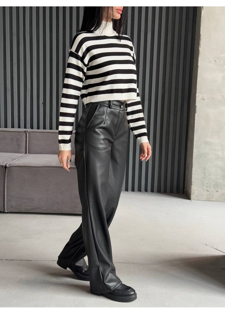 Женские брюки-трубы из эко-кожи. Osoblyva (364990093)