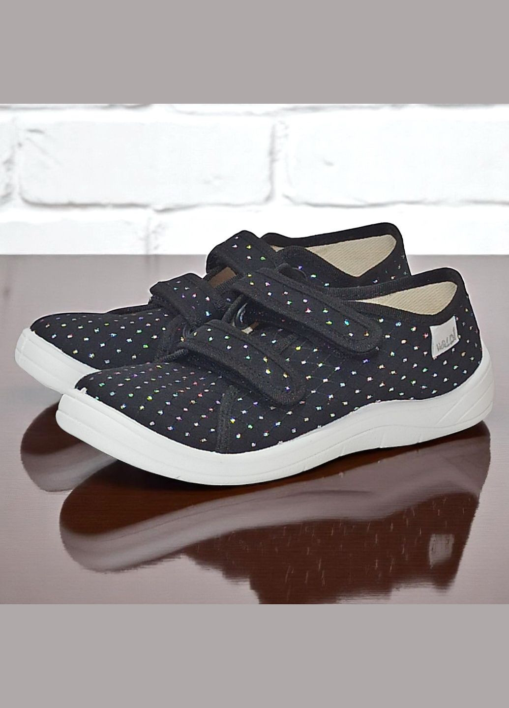 Черные ортопедические текстильные кеды на липучках для девочки валди Waldi