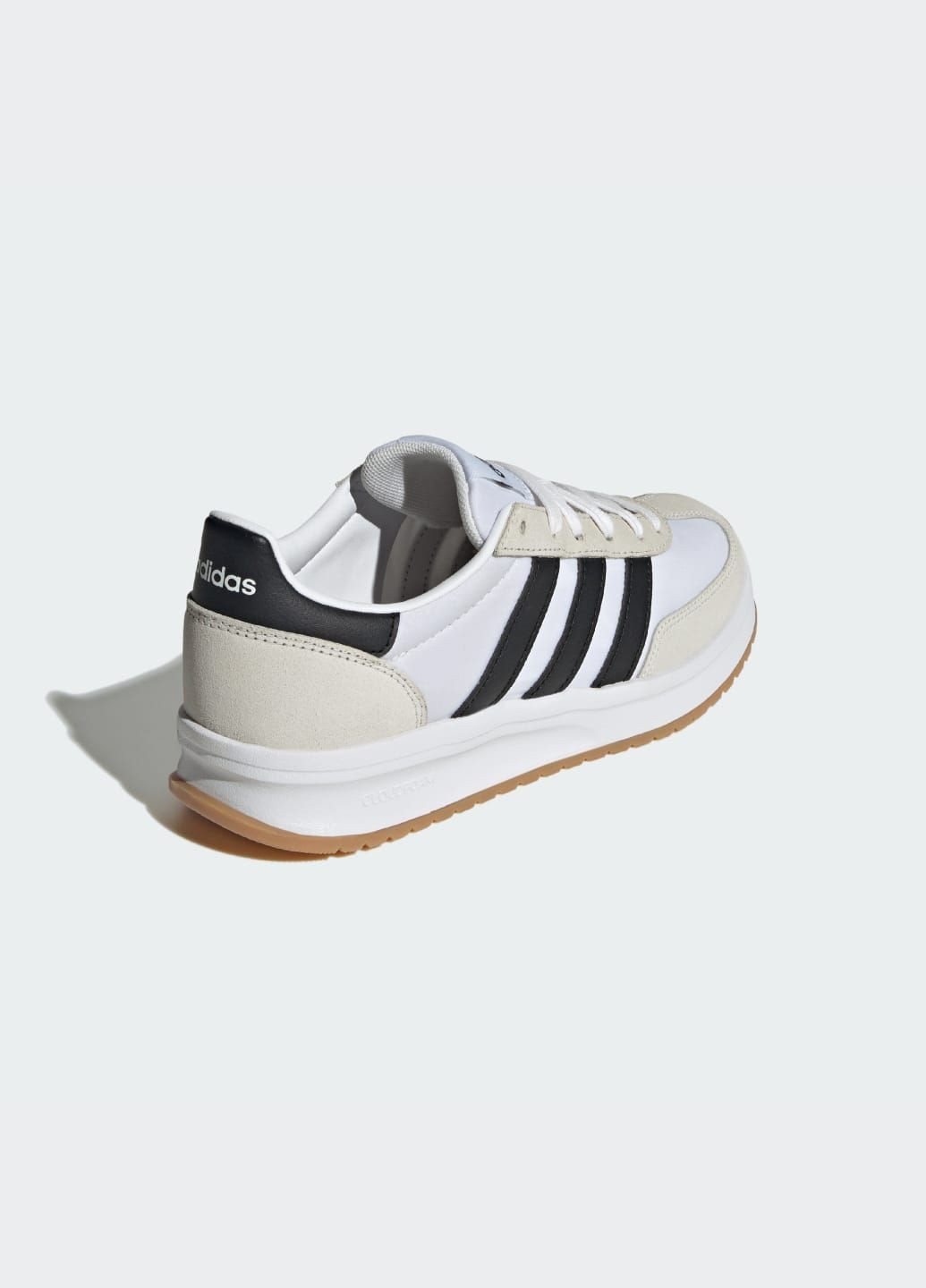 Кросівки Run 72 adidas білі всесезони (305843263)