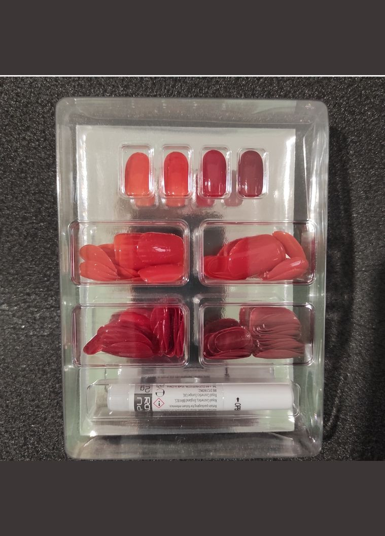 96 Накладних нігтів в комплекті із клеєм Cosmetics 96 Glue-On Nail Tips "Red" Royal (301417155)