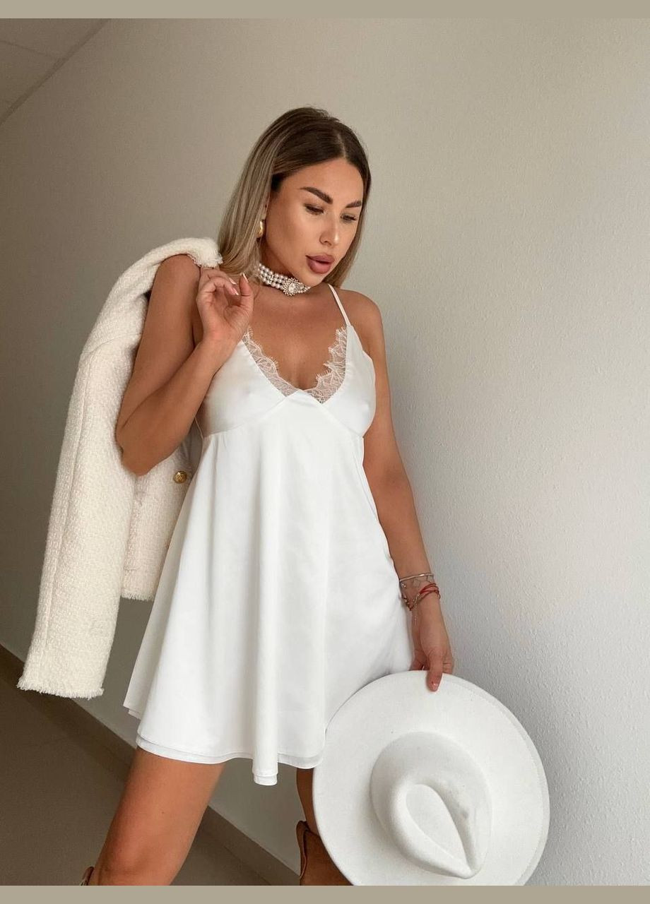 Білий кежуал сукня-комбінація з шовку кльош, сукня-комбінація Adelante однотонна