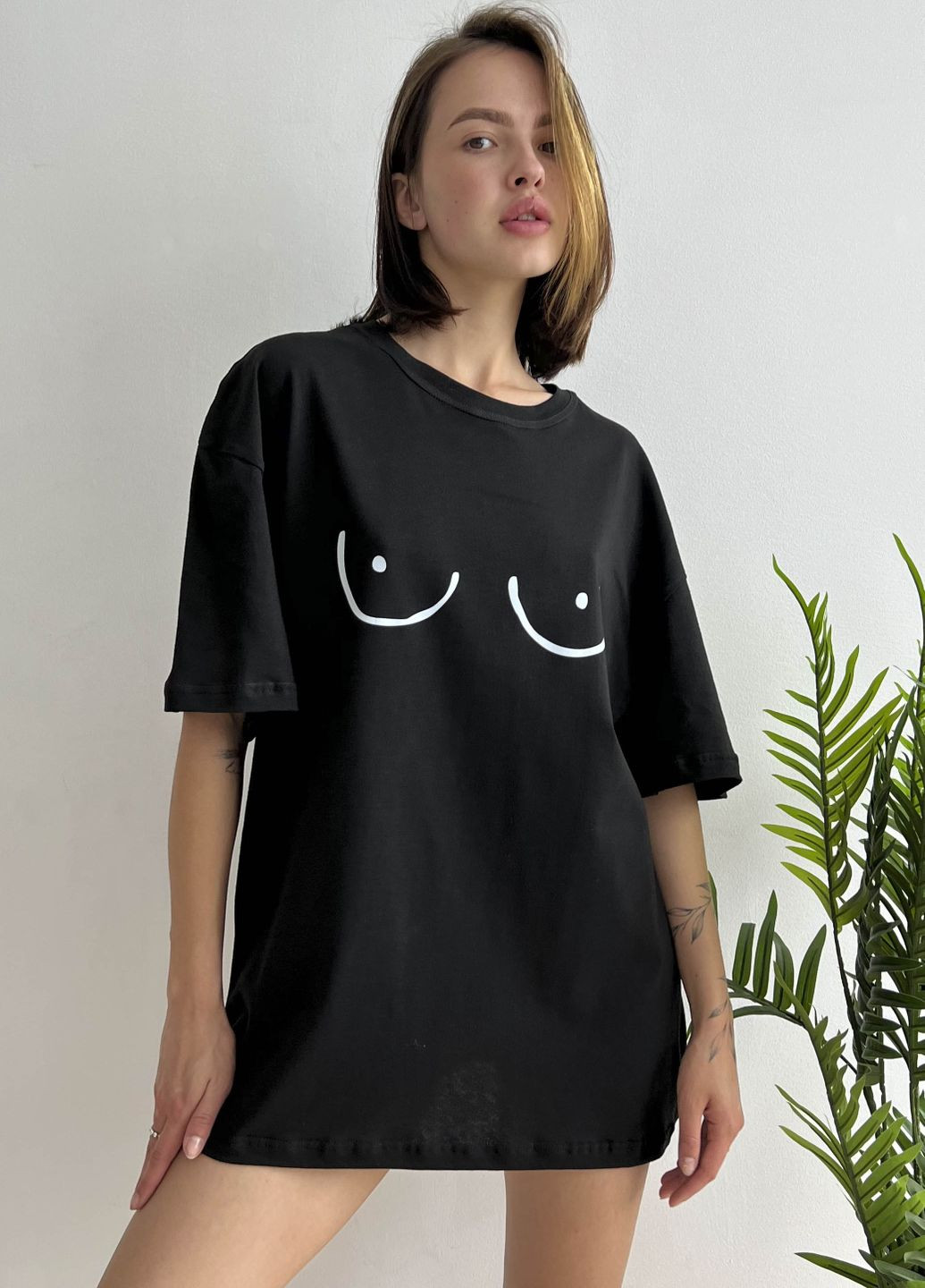 Хлопковая домашняя футболка с принтом груди VIDCHUY - (300192124)