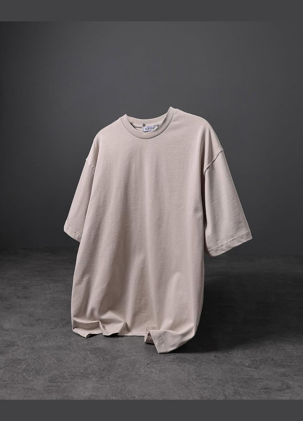 Бежевая стильная мужская футболка оверсайз белая Freedom