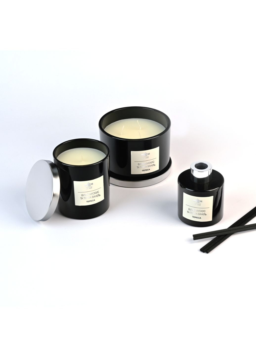 Свічка ароматична "Тереса" білий мускус та тепла ваніль 8х9 см MVM (306549417)
