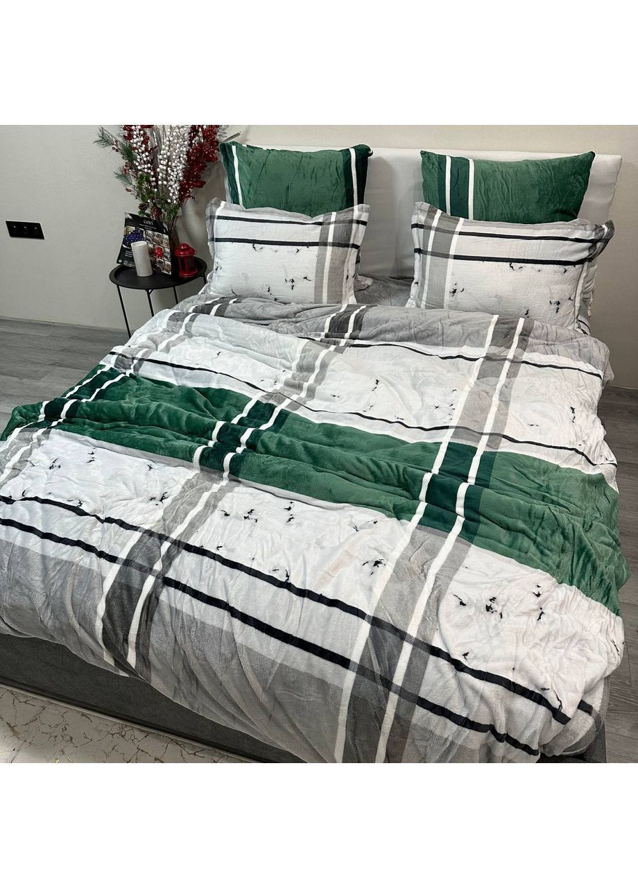 Комплект постельного белья велюр Евро пододеяльник 200×230 см + 4 наволочки серо-зеленого цвета с рисунком No Brand (362211400)