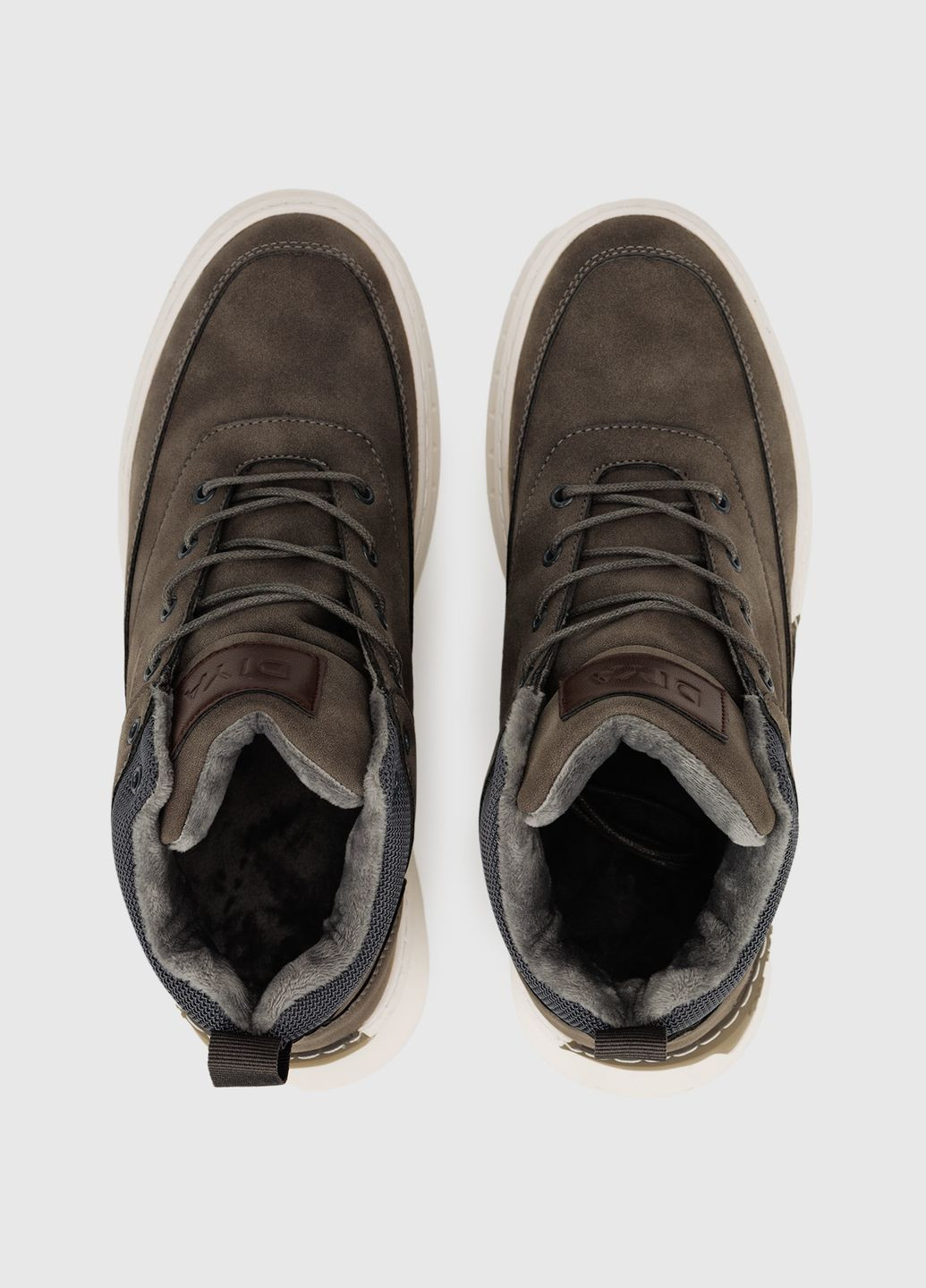 Сірі кеди Diya