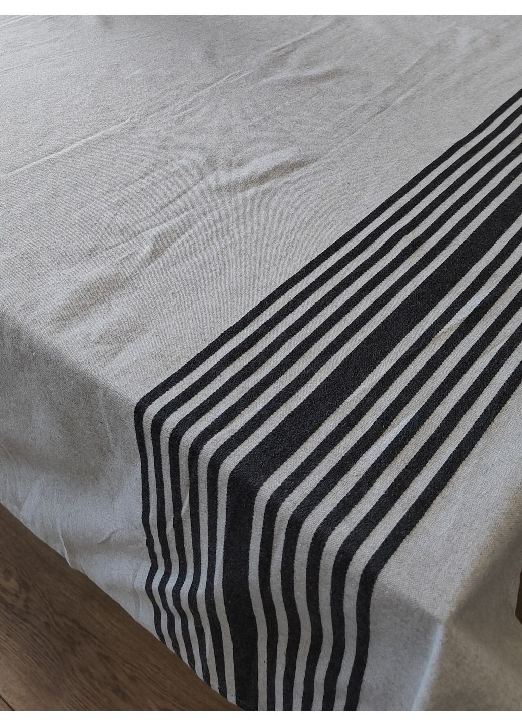 Скатертина сіра 140х180 см No Brand (360900801)