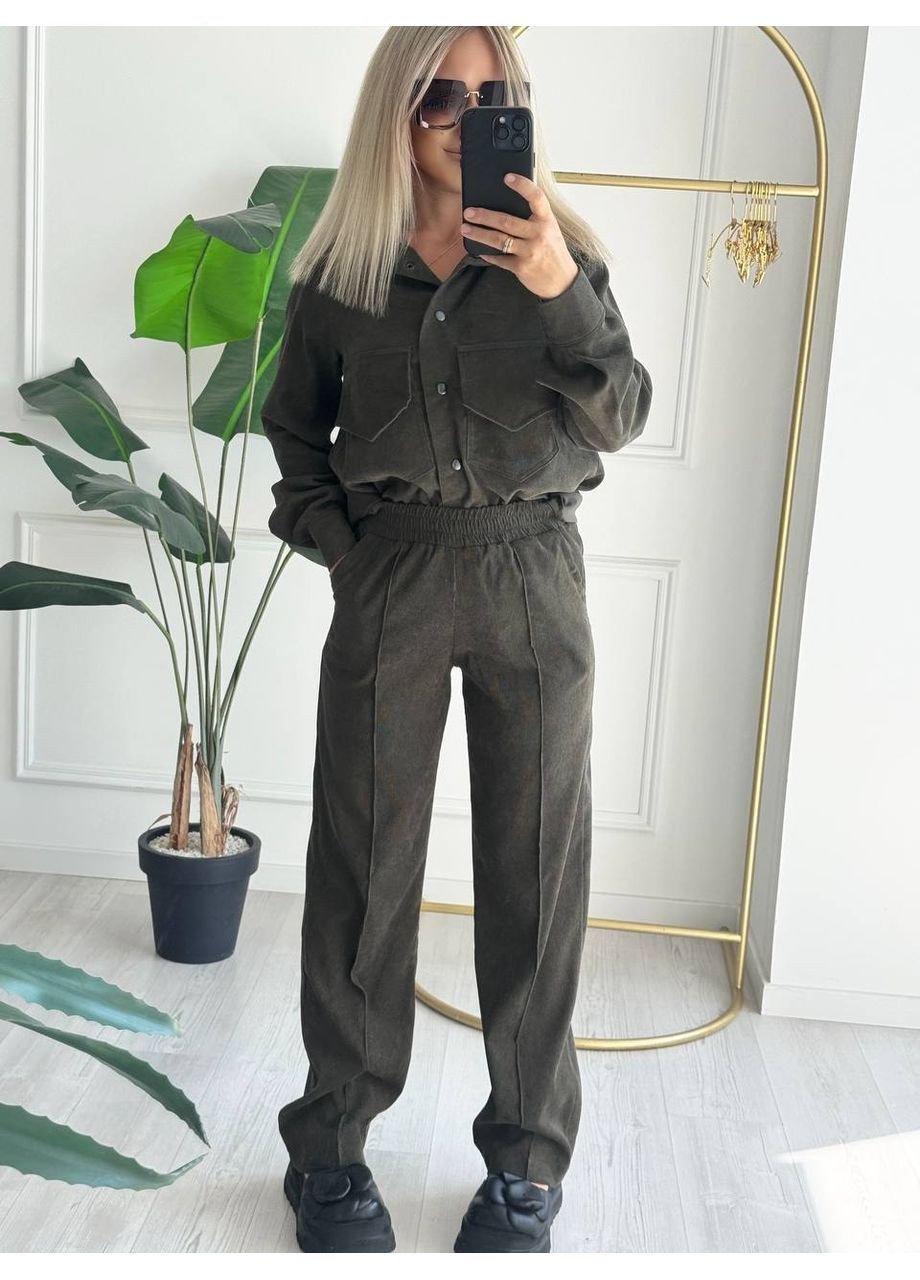 Стильный костюм женский микровельвет брюки+рубашка No Brand (365063678)