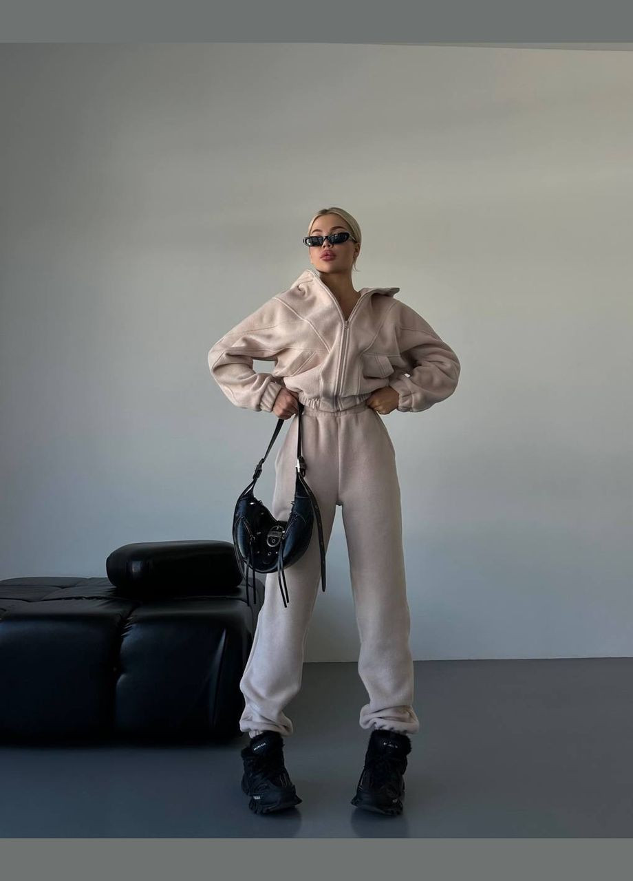 Жіночий костюм спортивний на флісі No Brand (308981703)