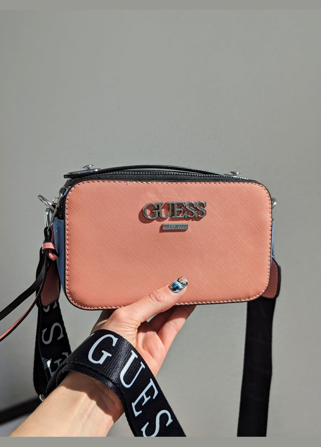 Сумка через плечо на широкому ремені Guess Крос-боді (324102309)