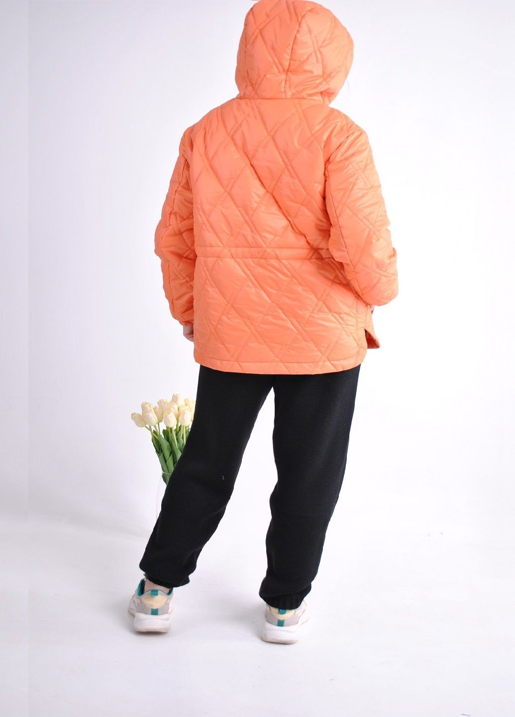 Оранжевая демисезонная легкая куртка Fashion Club