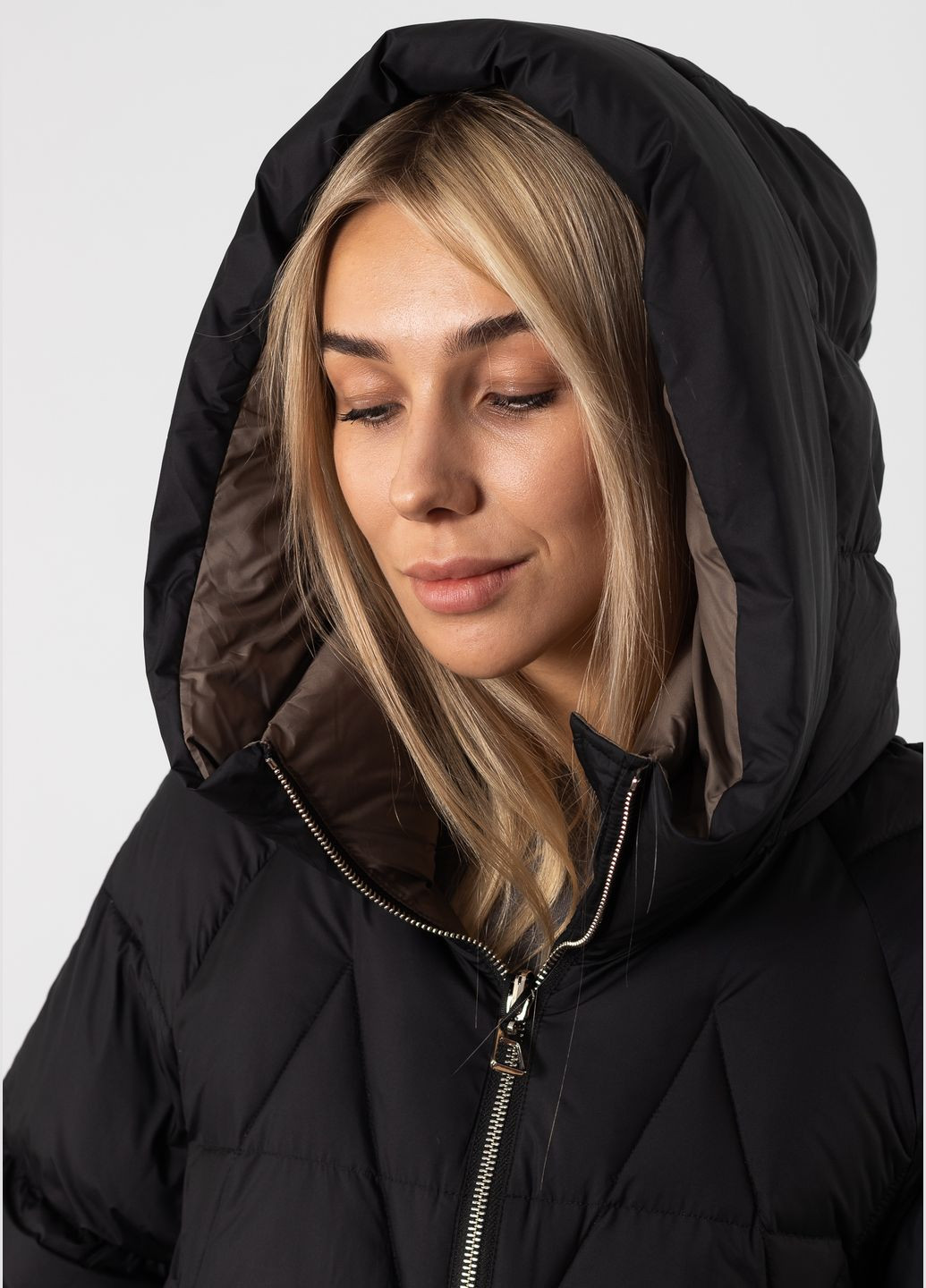 Черный зимний Пуховик BILLISSIMO