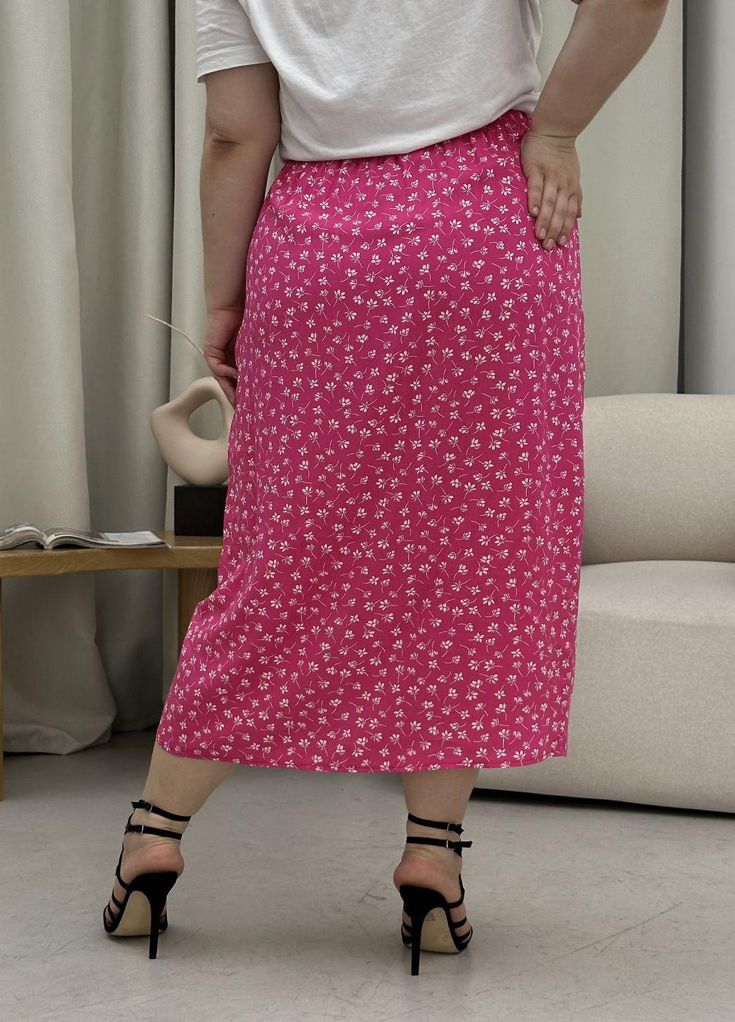 Довга літня жіноча спідниця в квіточку з розрізом із штапелю Merlini Лакко (292577039)