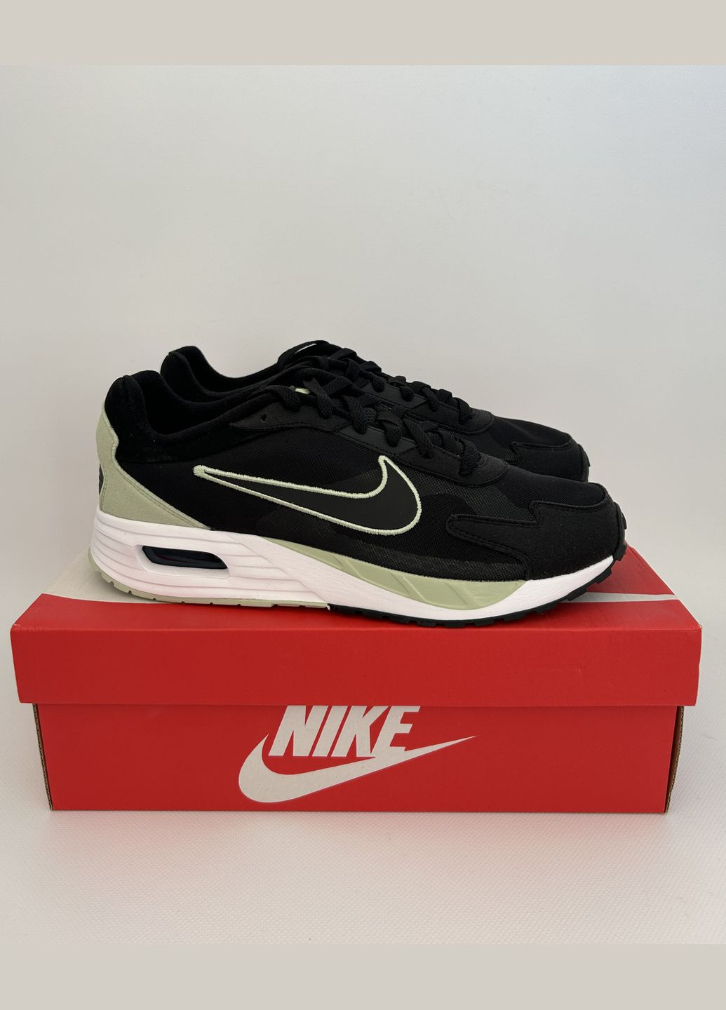Чорні Осінні кросівки air max solo Nike