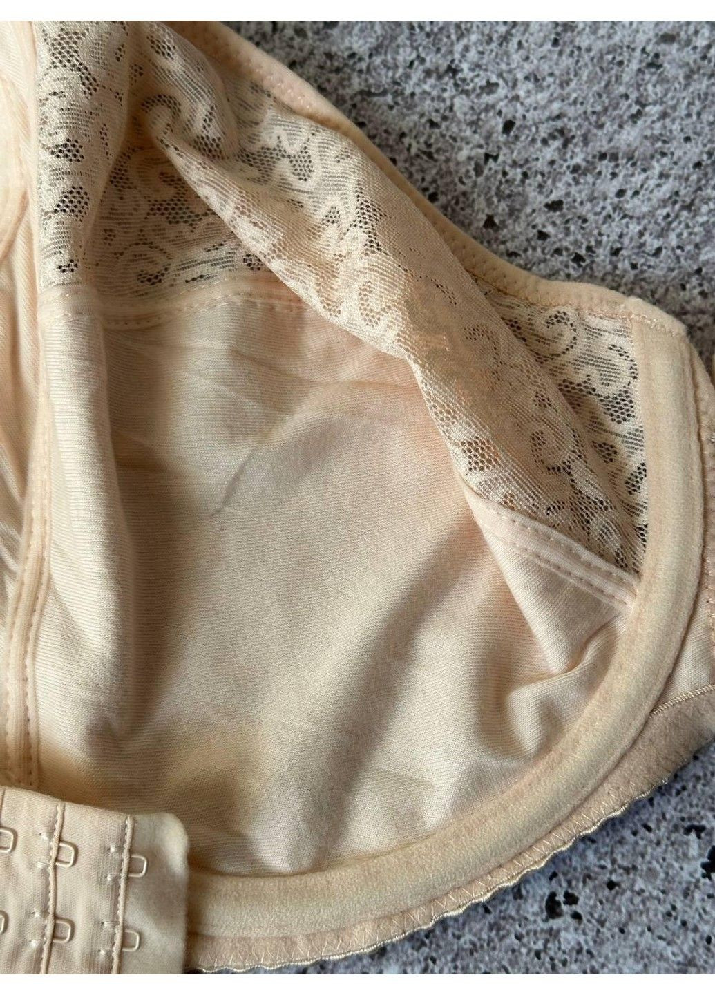 Бежевый бюстгальтер большого размера без поролона на чашку i бежевый Lanny Mode