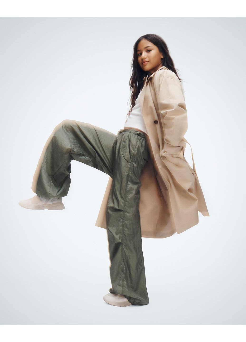 Хаки кэжуал демисезонные прямые брюки H&M