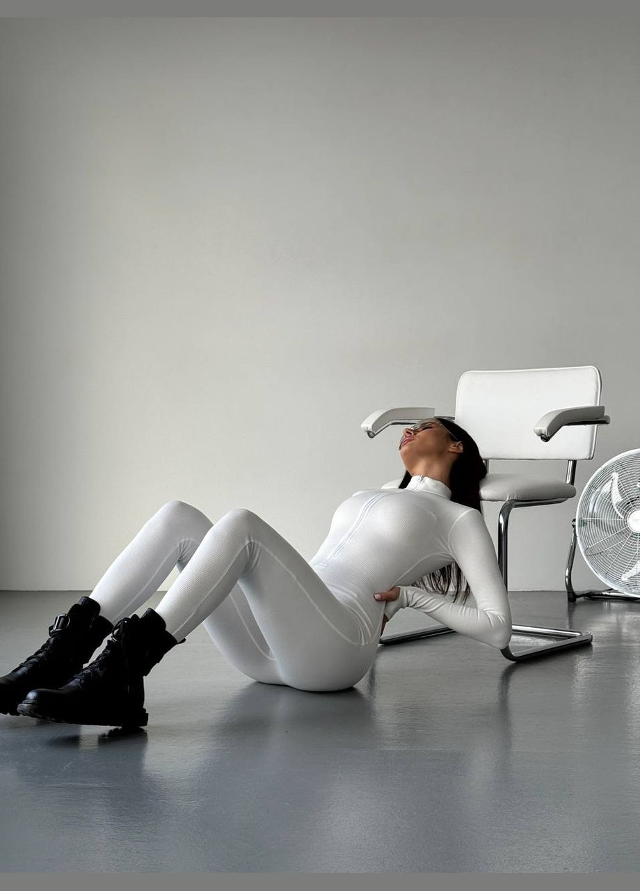 Теплий флісовий комбінезон в рубчик Vakko комбінезон-брюки однотонний молочний спортивний, повсякденний, кежуал трикотаж з начосом