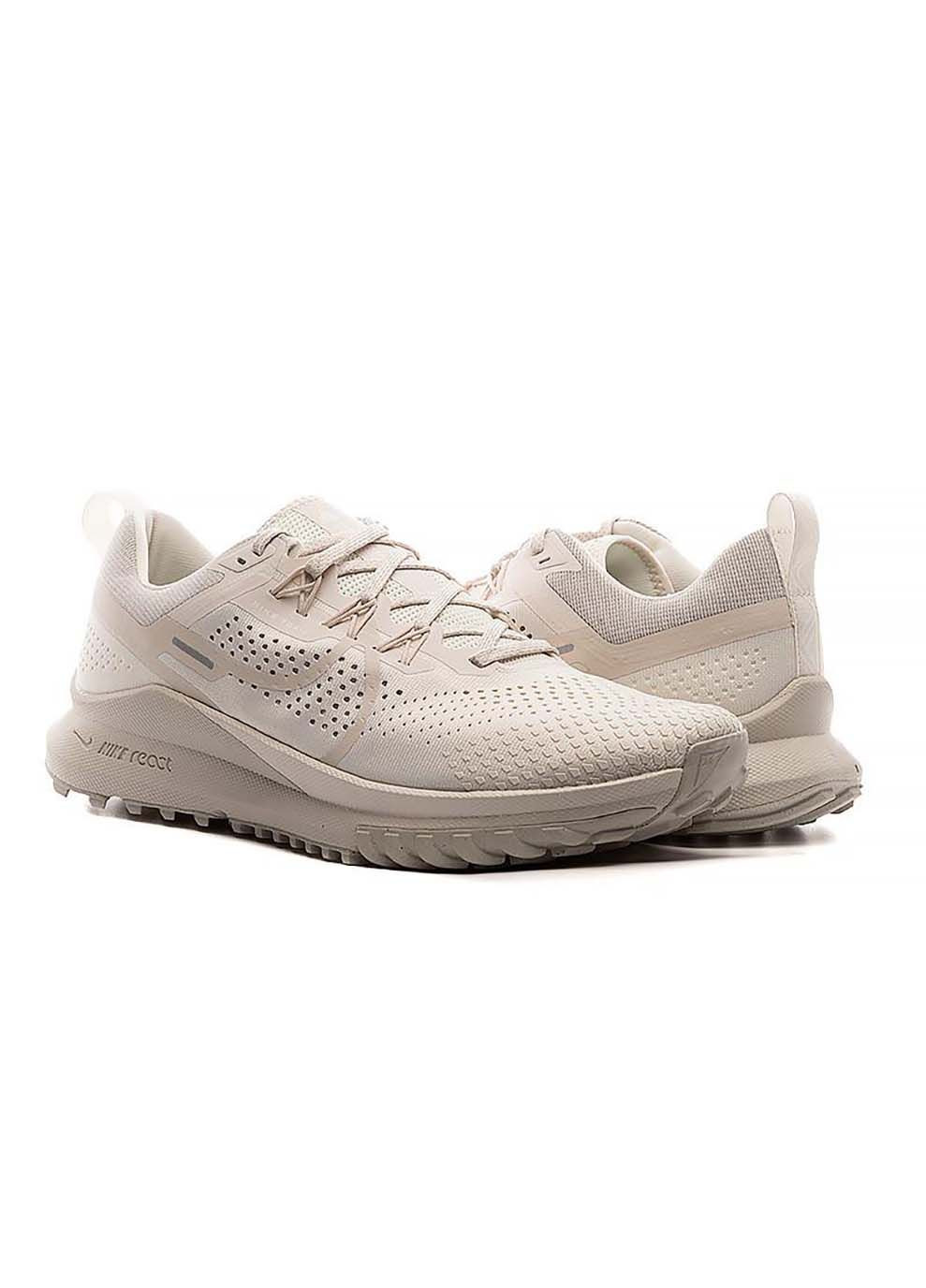 Бежевые демисезонные мужские кроссовки react pegasus trail 4 бежевый Nike