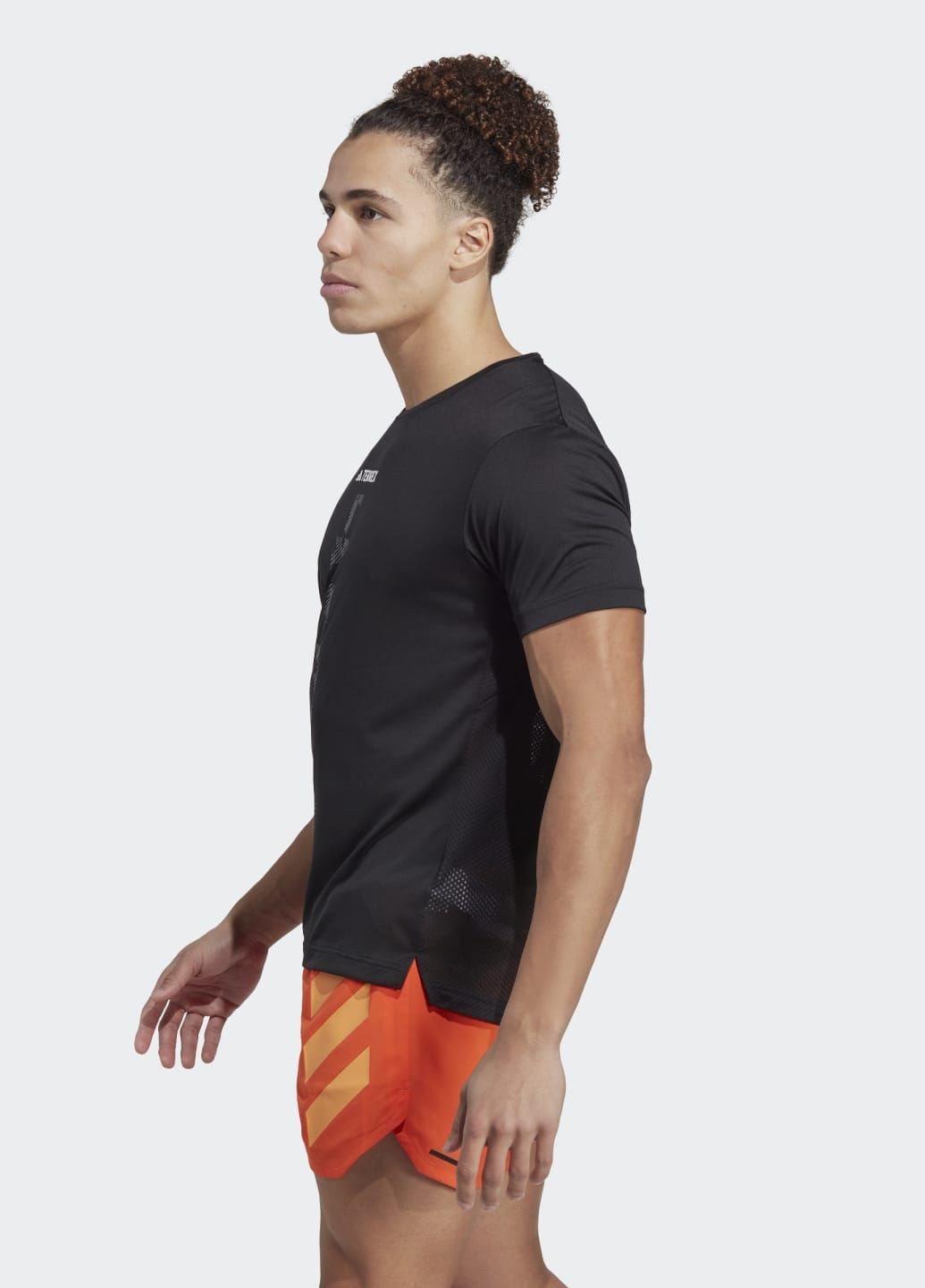 Чорна футболка для бігу terrex agravic adidas