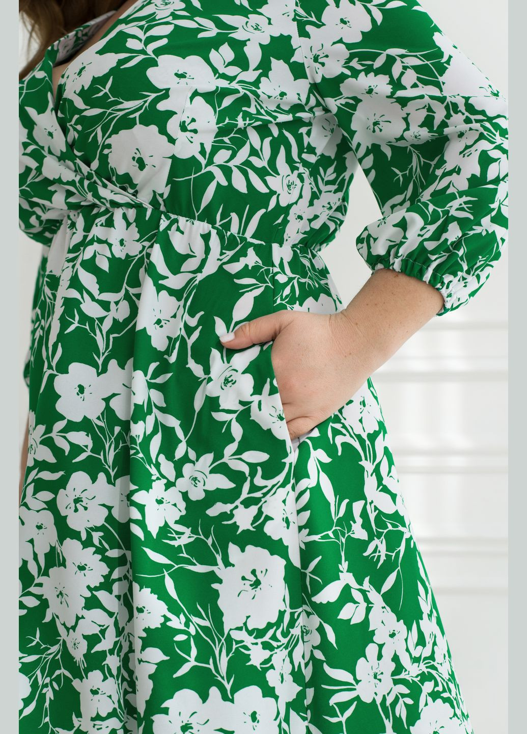 Зеленое повседневный платье с поясом колокол No Brand с цветочным принтом