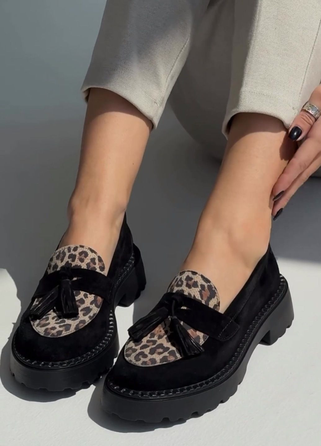 Ailinda Туфлі жіночі, Лофери Лео лофери чорний з натуральна замша, україна — (313453522)