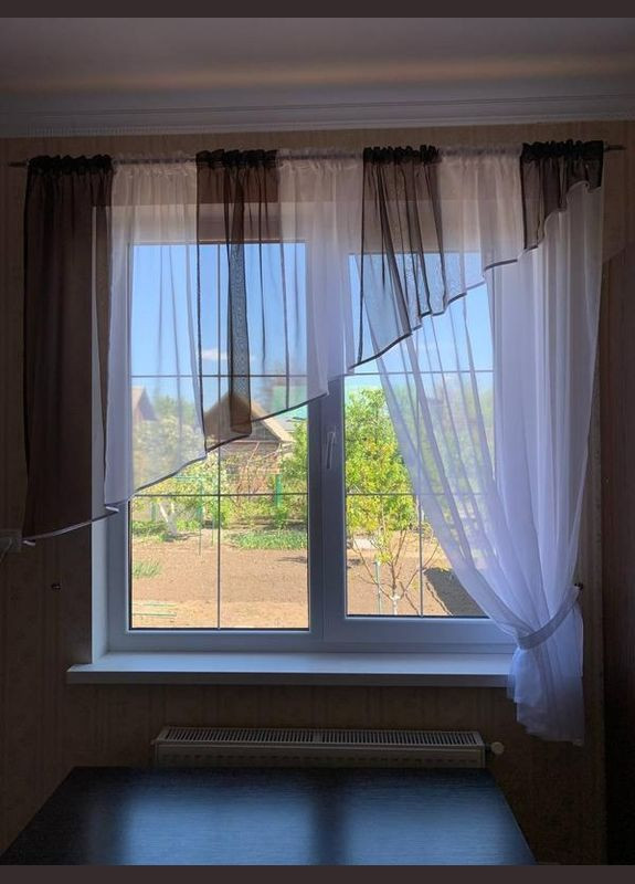 Готовый асимметричный тюль, короткий тюль, гардина на маленькое окно на кухню, гостиную, спальню, детскую. Цвет белый, коричневый Hanna (316680155)