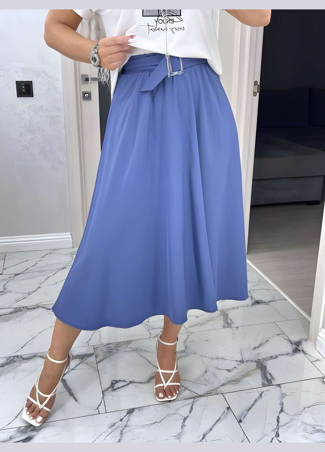 Синяя офисная, повседневная, кэжуал однотонная юбка + пояс женская длинная меди 42-56 графит (темно-серый) No Brand