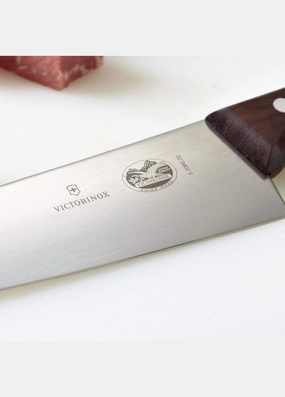 Шефнож SwissClassic 20 см в подарочной упаковке 5.2060.20G Victorinox (316618812)
