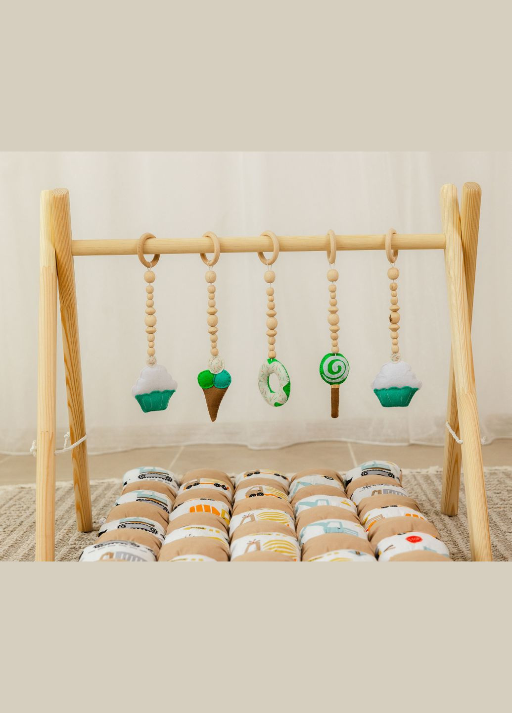 Мобіль дитячий підлоговий XRMASTER BabyGym Ласунка з матрациком Машинки No Brand (347584740)