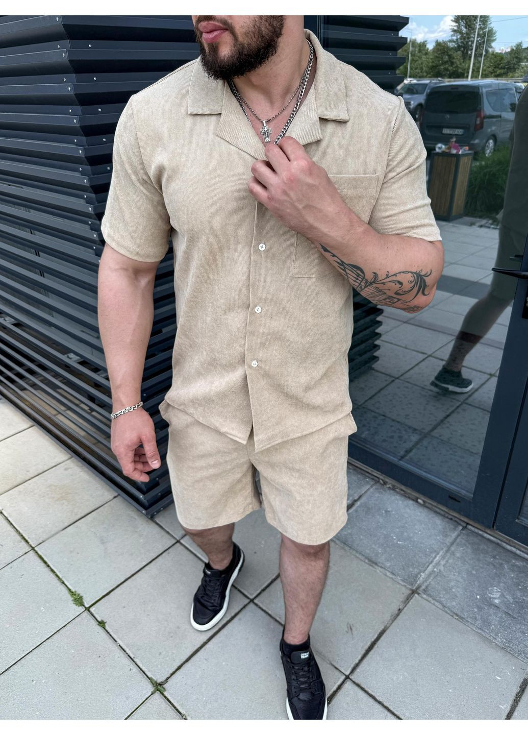 Бежевый летний мужской комплект из вельвета с рубашкой Vakko