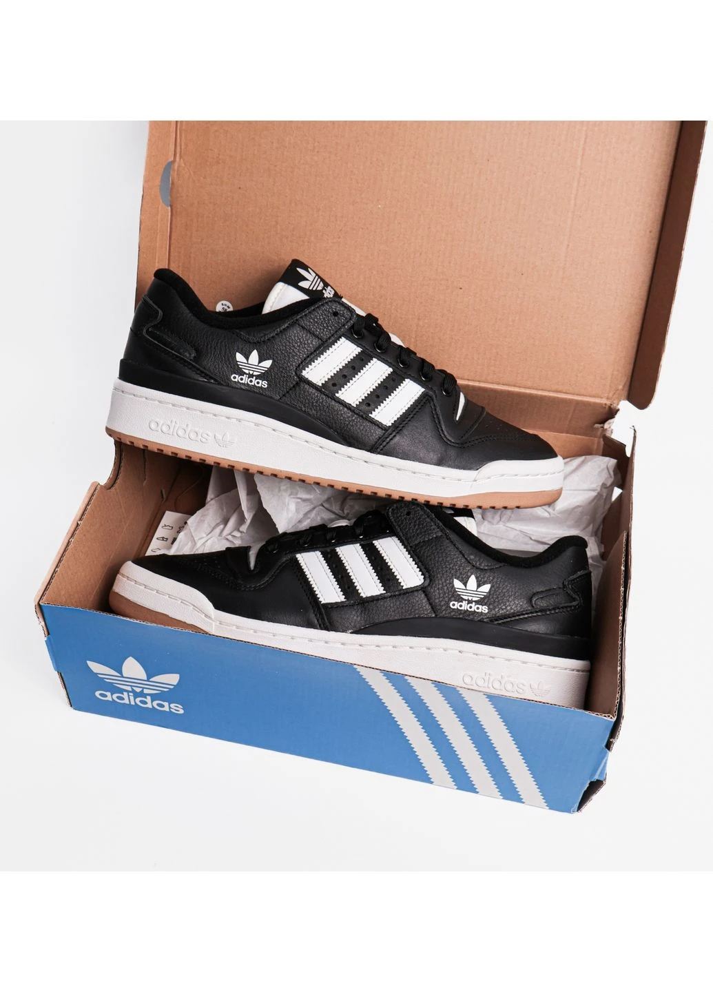 Черные демисезонные кроссовки forum 84 low adv shoes black gw6933 adidas