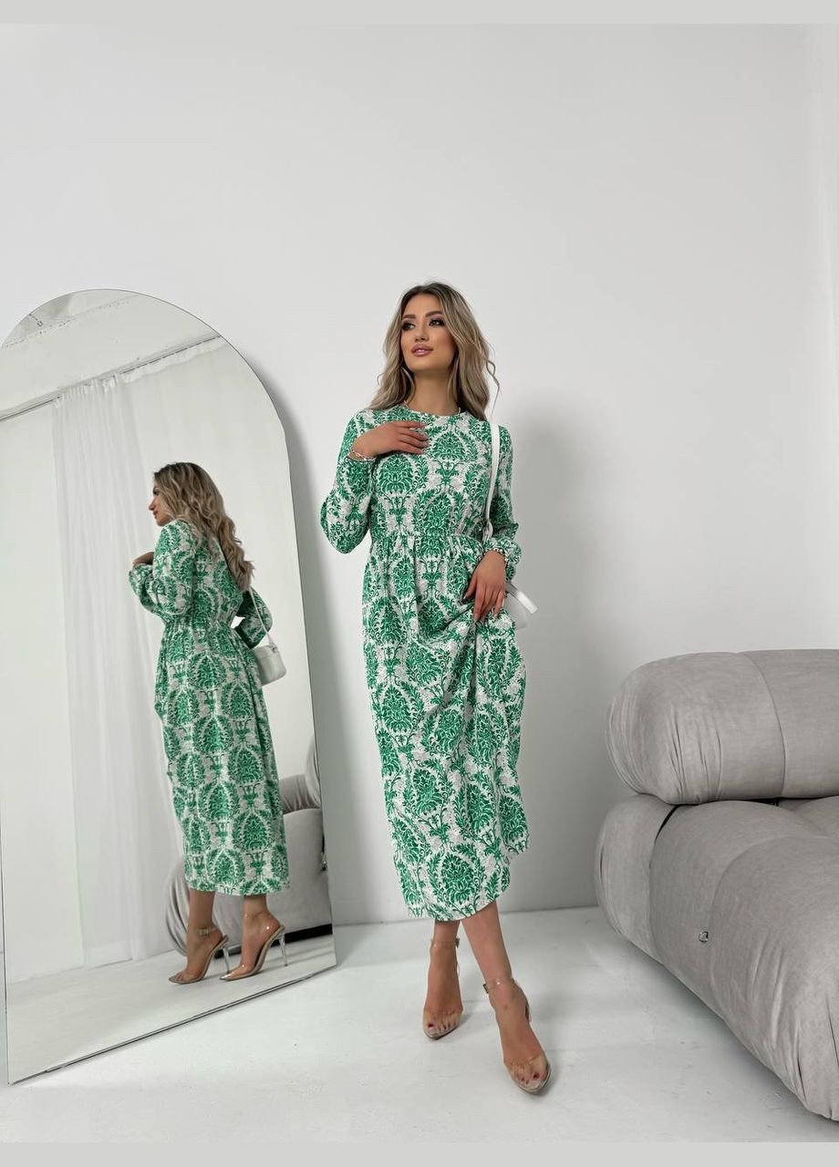 Зеленое яркое платье No Brand