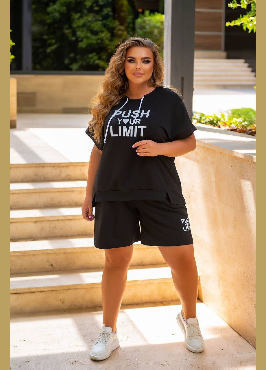 Жіночий прогулянковий костюм футболка та шорти червоного кольору New Trend (304989891)