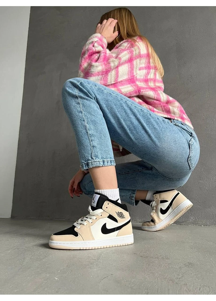 Черные демисезонные кроссовки мужские nike air jordan 1 retro high black beige найк аир джордан No Brand