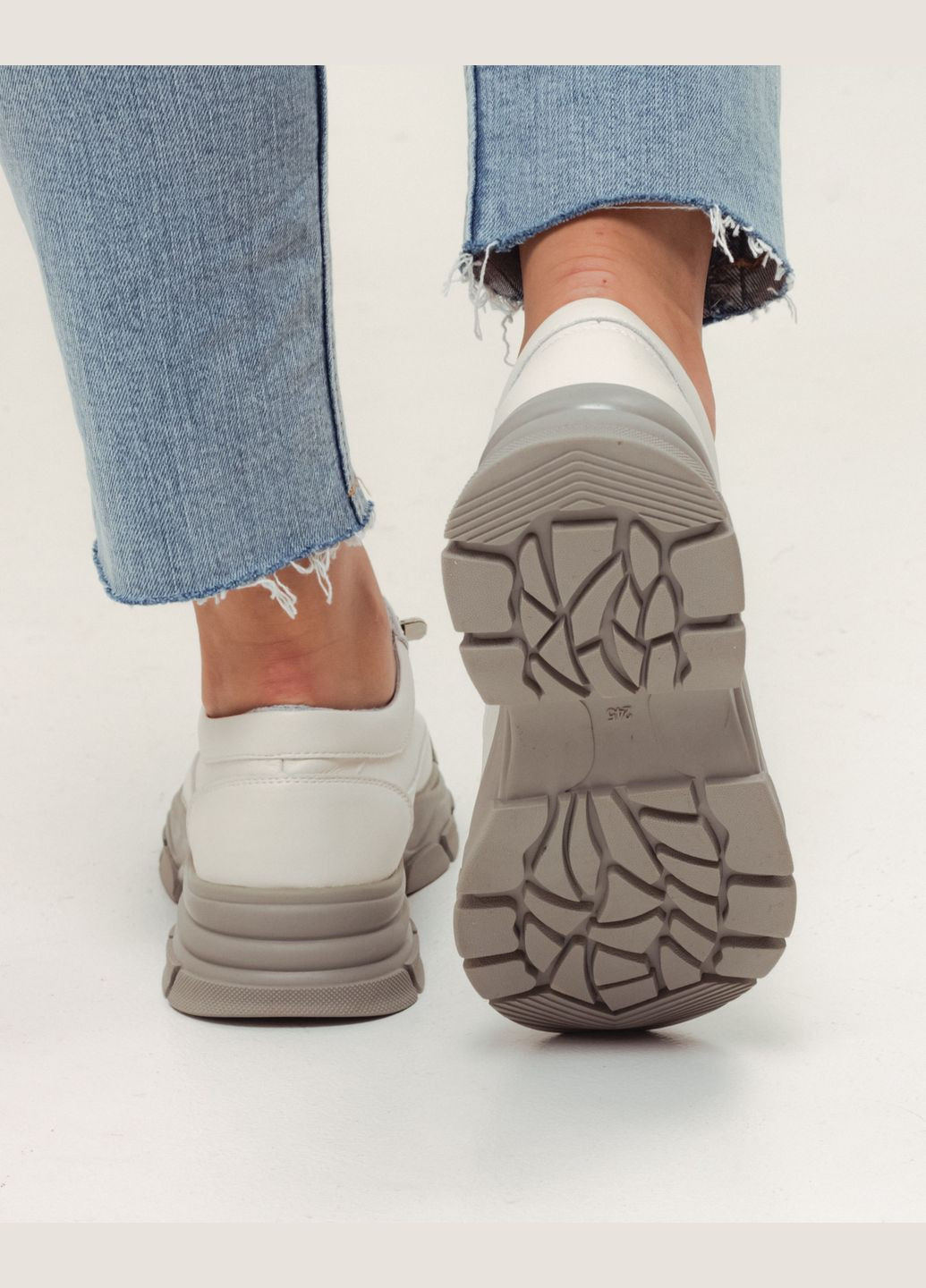 Кросівки жіночі молочна шкіра Lifexpert молочні демісезони (301407867)