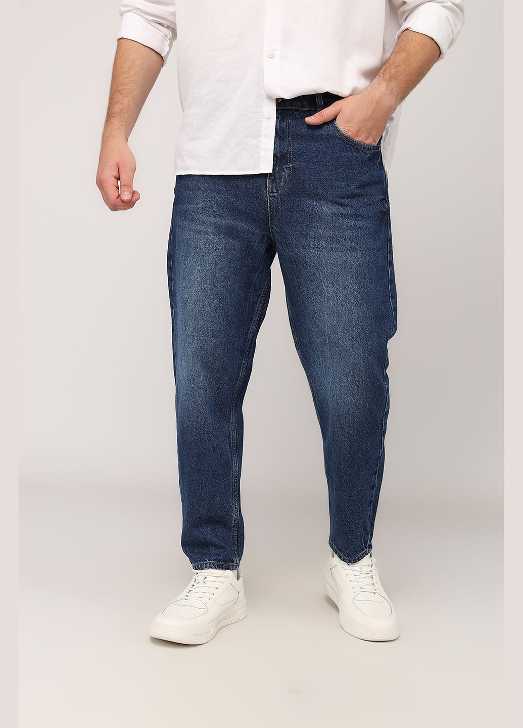 Синие демисезонные джинсы carrot мужские цвет синий цб-00280255 DOA JEANS