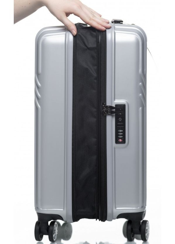 Маленький чемодан на колесах их поликарбоната 42L серебристый Sumdex (360894202)