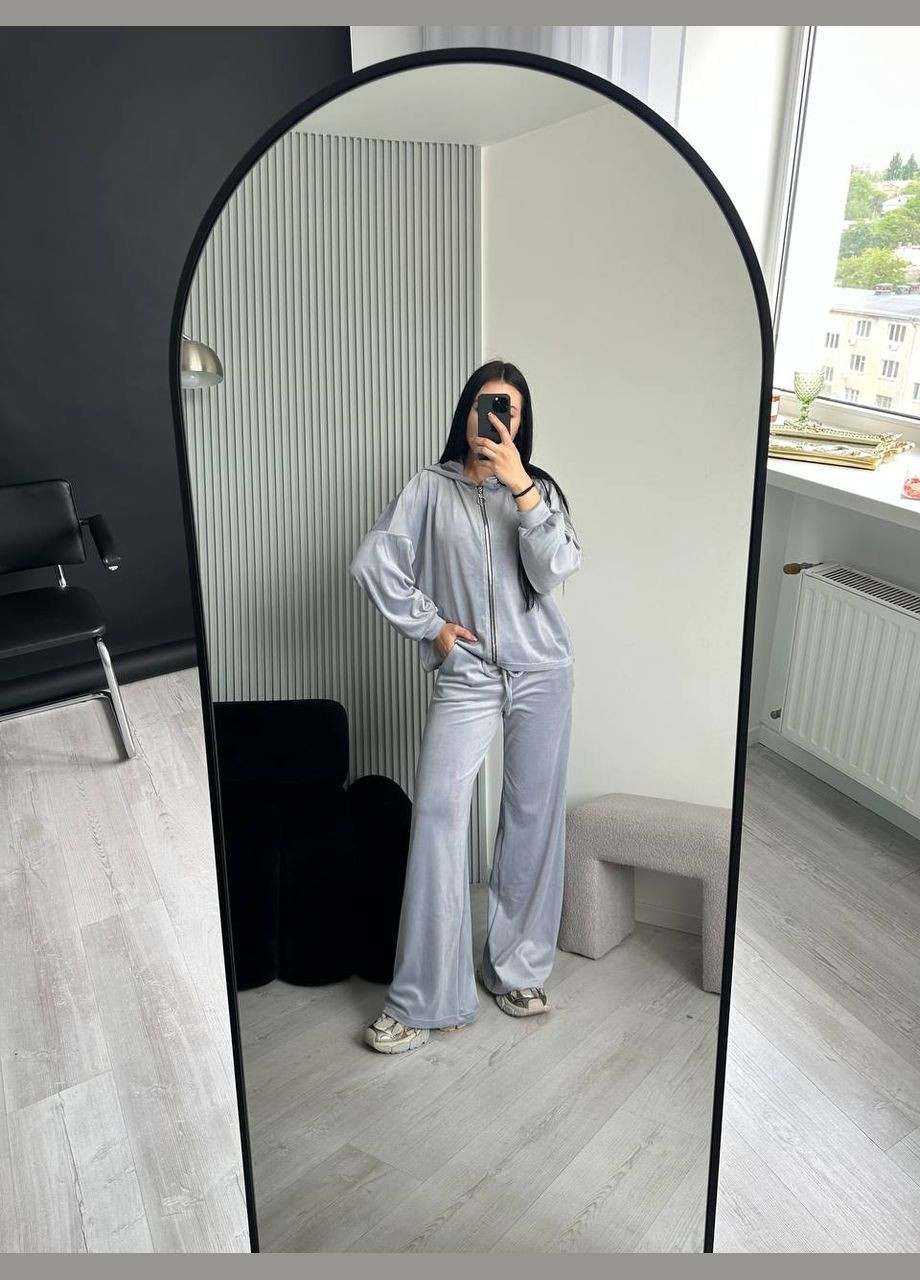 Велюровий спортивний костюм жіночий Adelante (334291873)