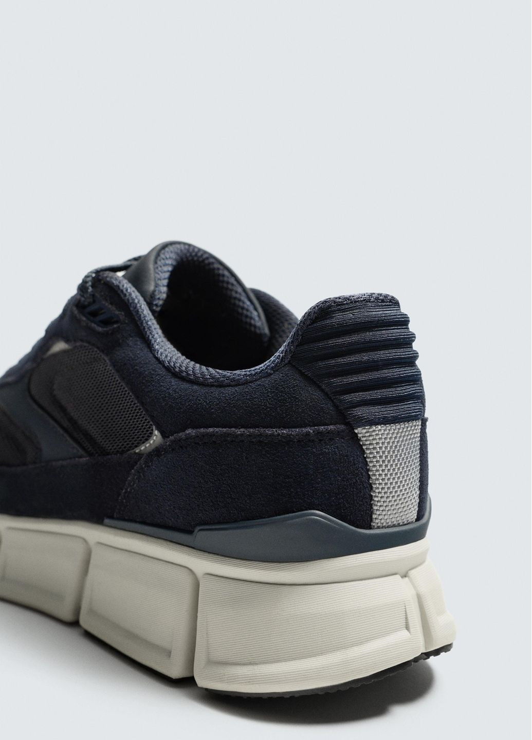 Синие демисезонные кроссовки Zara