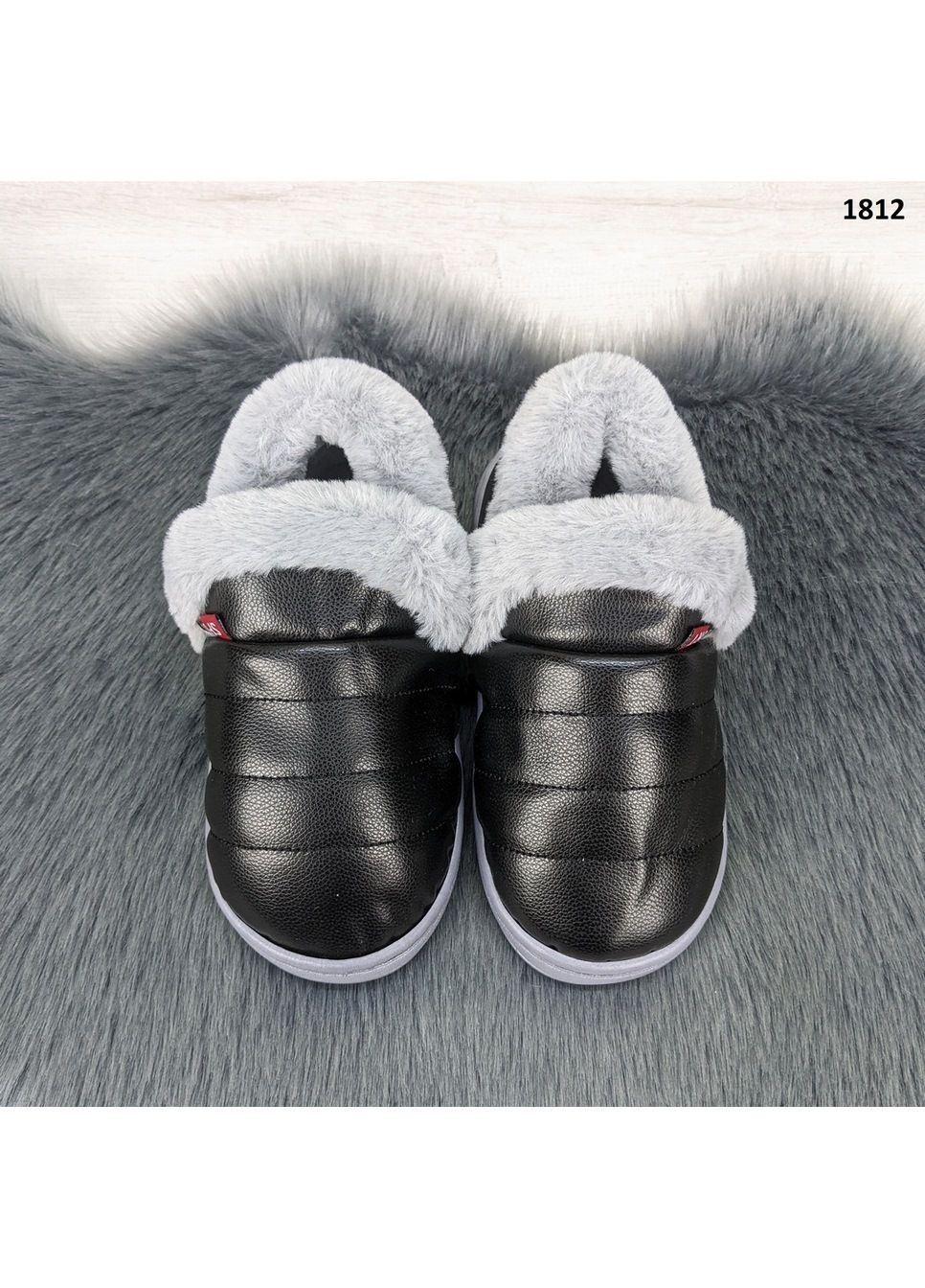 Черные тапочки чуни детские эко-кожа Lion