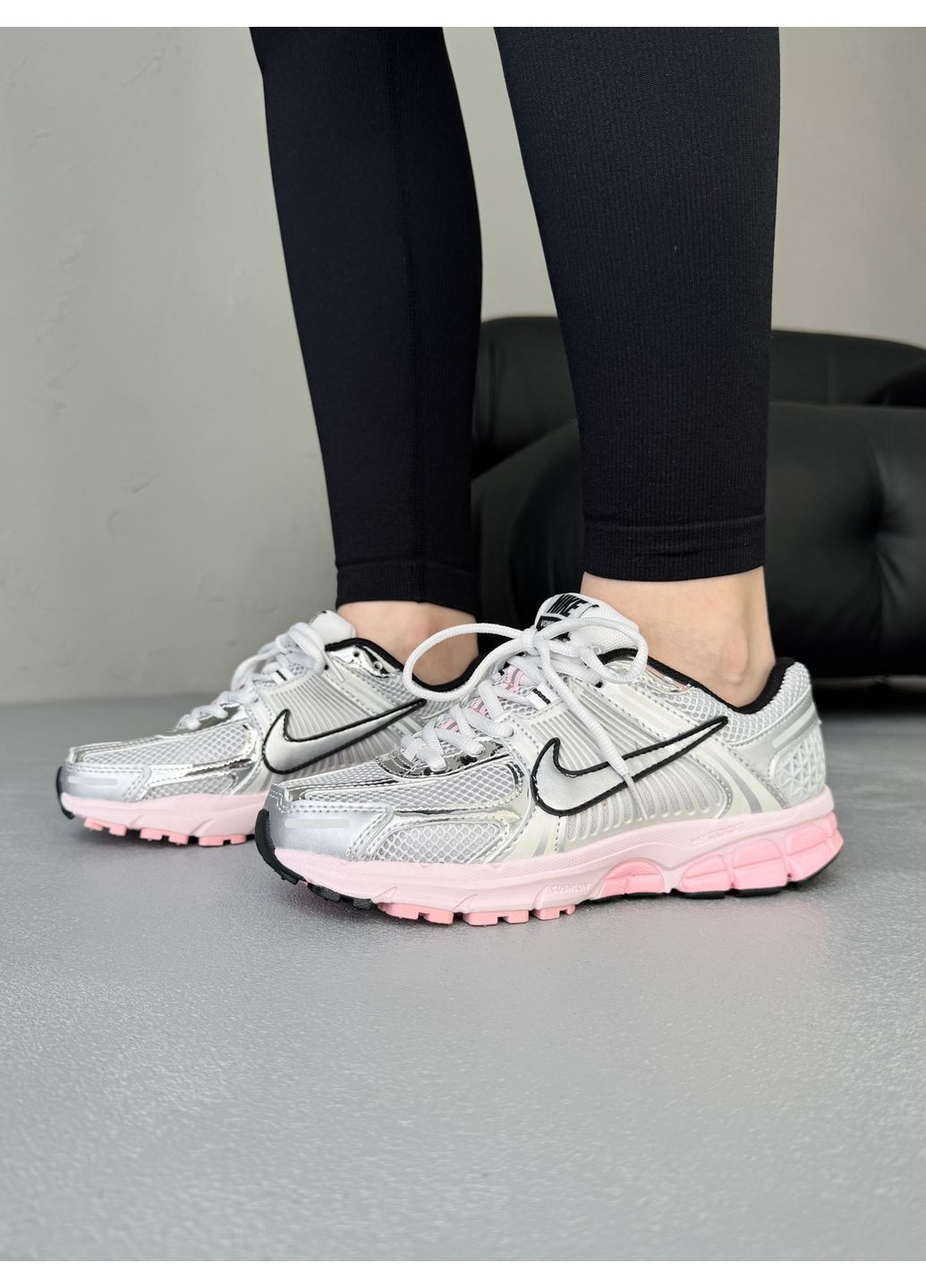 КРОССОВКИ ЖЕНСКИЕ NIKE ZOOM VOMERO 5 SILVER / PINK НАЙК АИР ЗУМ ВОМЕРО 5 No Brand розовые демисезоны (367176893)