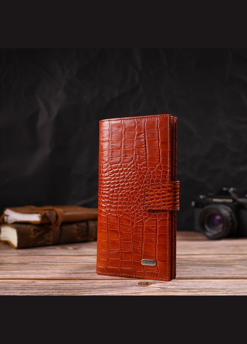Лаковане вертикальне чоловіче портмоне з натуральної фактурної шкіри з тисненням під крокодила 21719 Коричневе Canpellini (331911122)